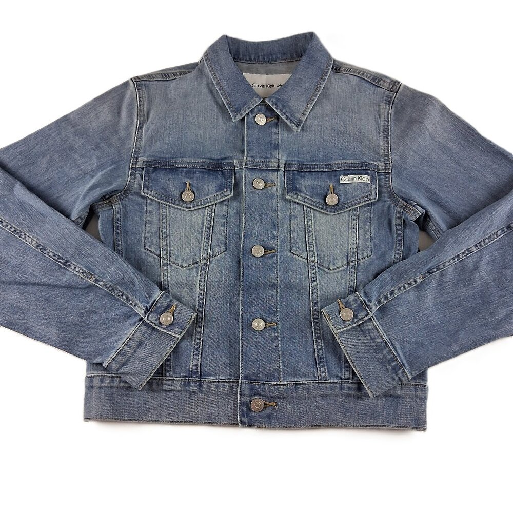 Calvin Klein Cropped Denim Jacket Women's Size Small Light Bay Wash Button Front